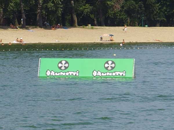 Trouglasti-bilbord-03